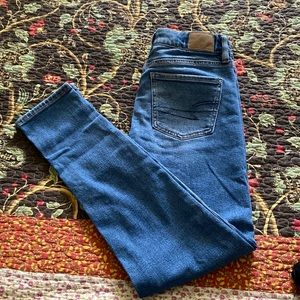 American Eagle Tomgirl stretch jeans